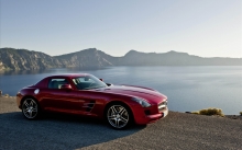 Mercedes-Benz SLS     